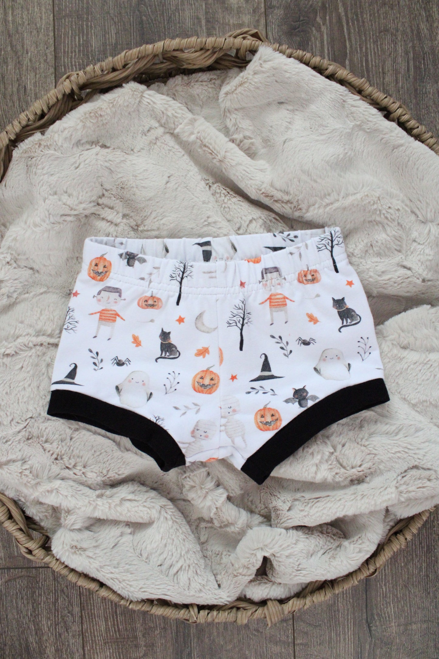 Halloween Shorties
