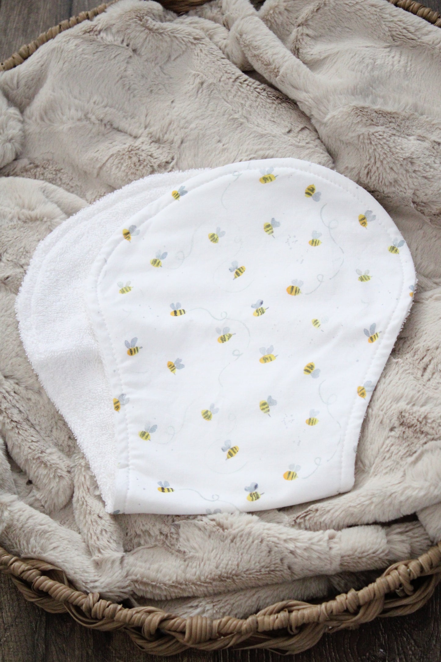 Bees Bibdana and Burp Cloth