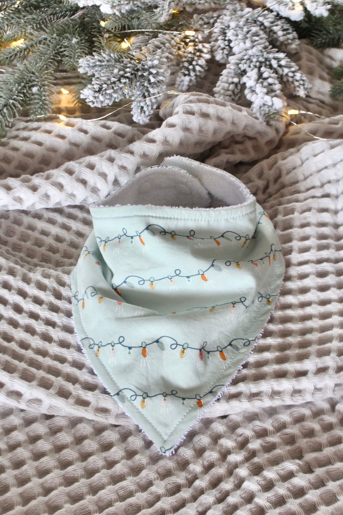 Christmas Lights Bibdana