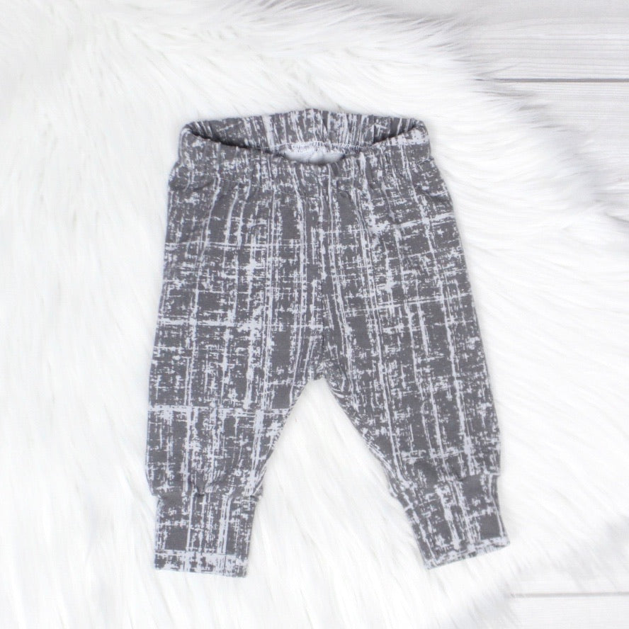 Gray Coming Home Outfit