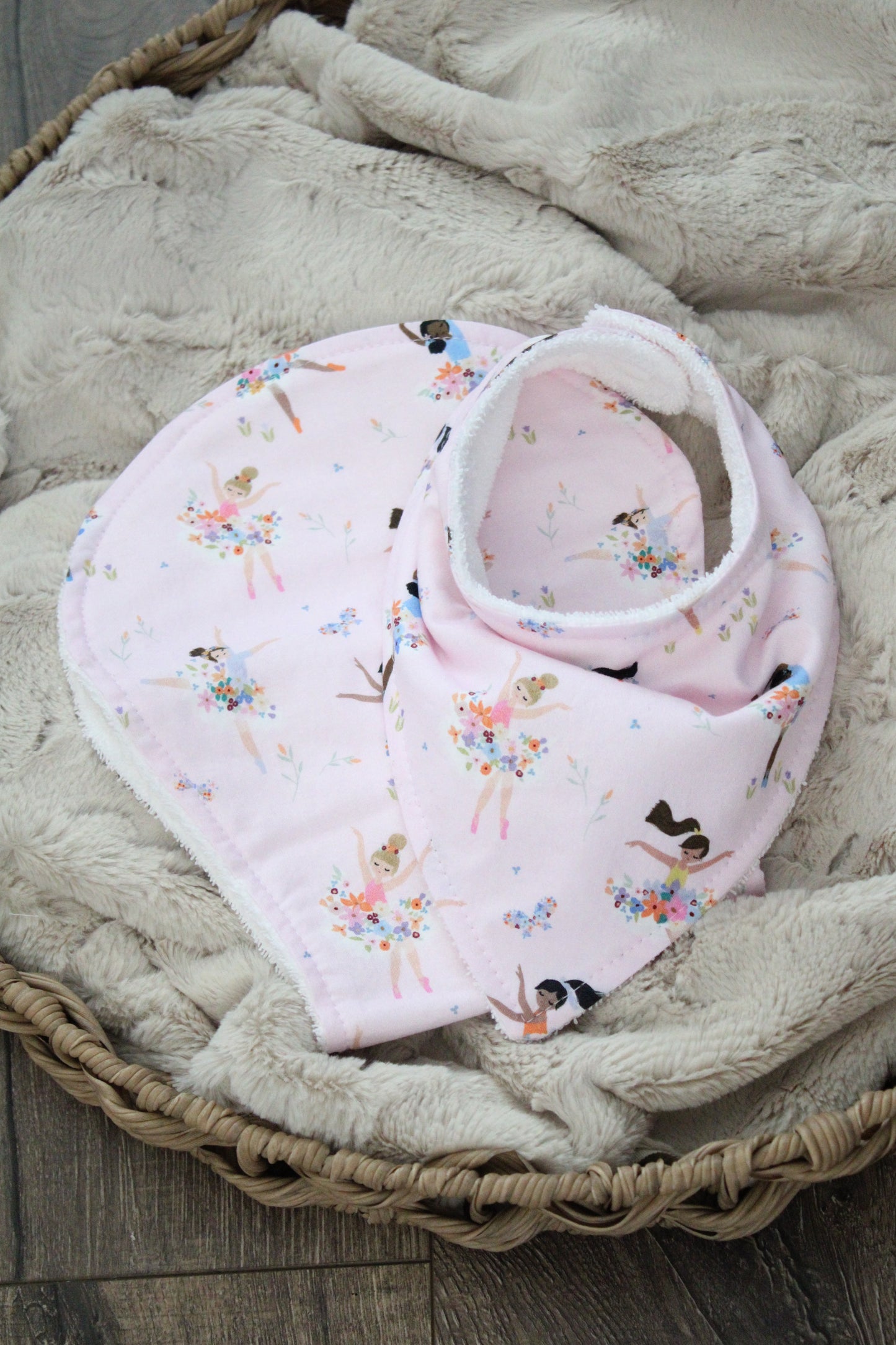 Tiny Dancers Bibdana and Burp Cloth