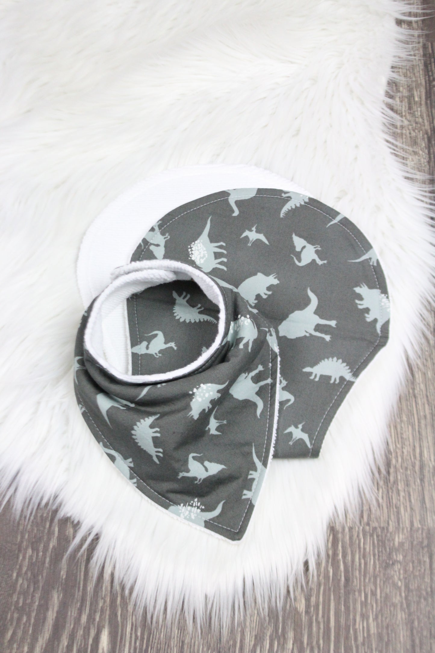 Dinosaurs Bibdana and Burp Cloth