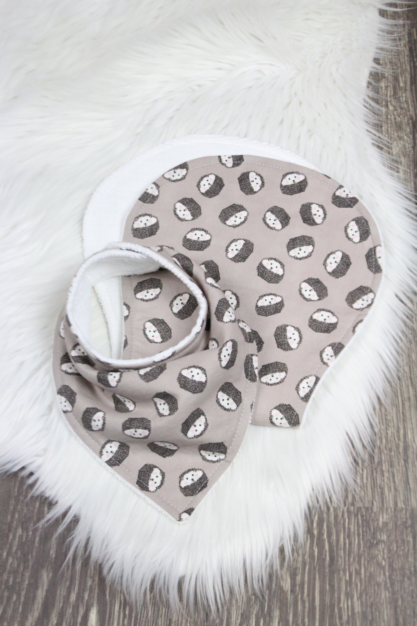 Hedgehogs Bibdana and Burp Cloth