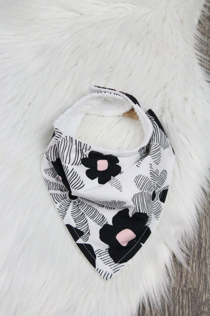 Monochrome Flower Bibdana and Burp Cloth