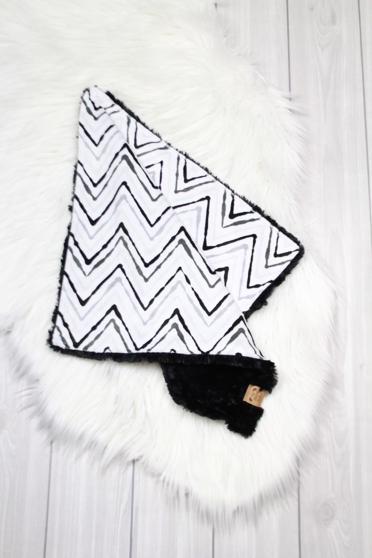 Monochrome Chevron